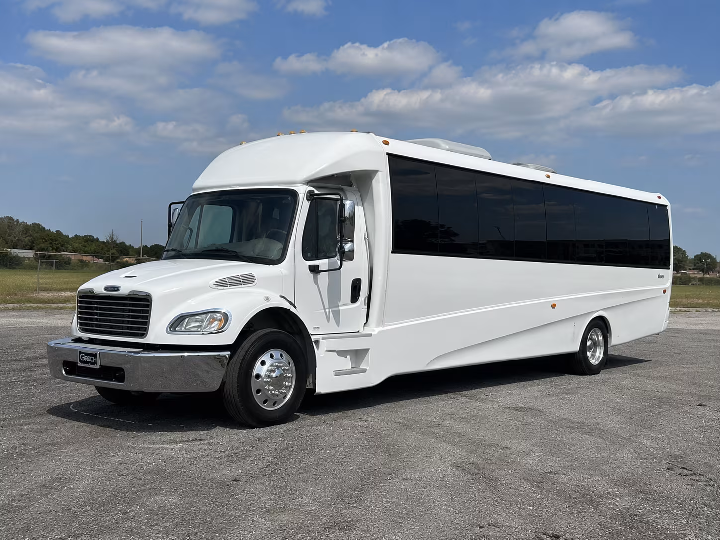 Richmond Birthday, Sweet 16, & Quinceañera Transportation party bus interior