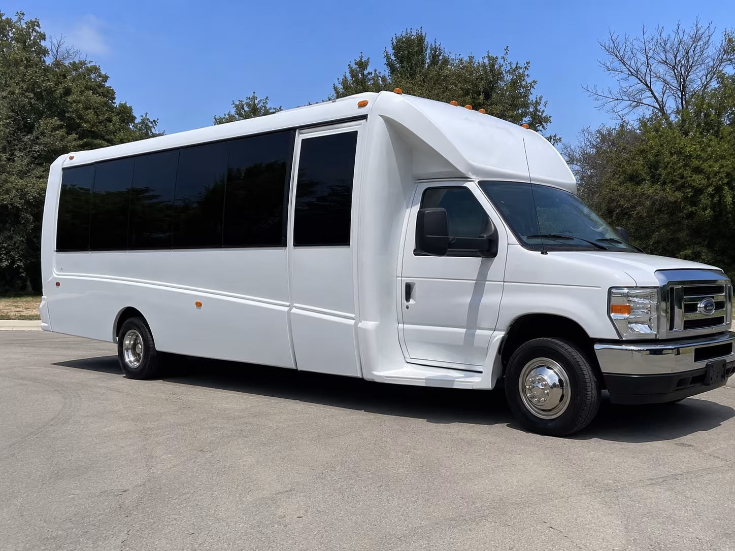 Richmond Sporting Event Transportation party bus exterior