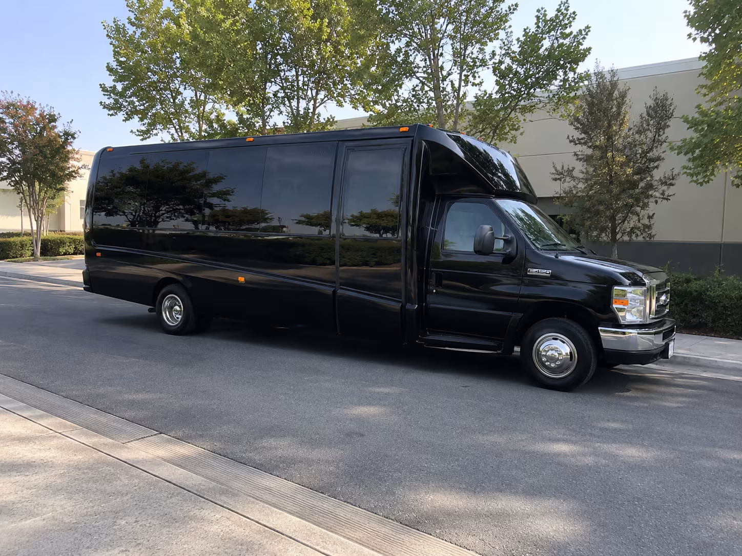 Suffolk Birthday, Sweet 16, & Quinceañera Party Bus Rentals