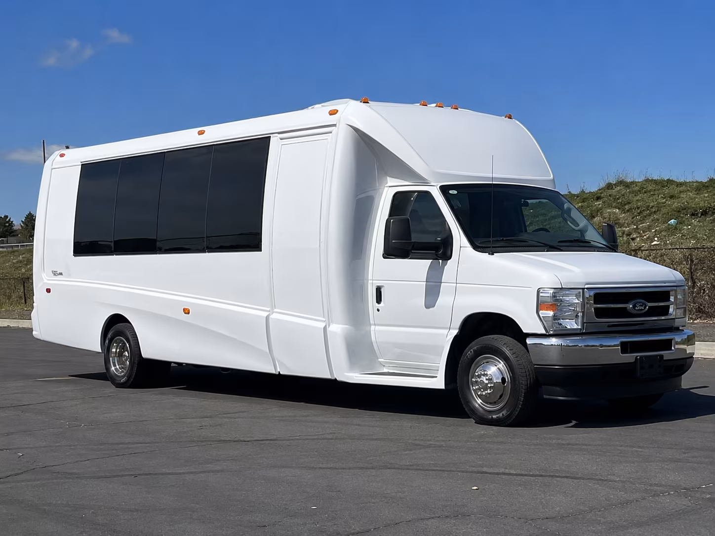 Richmond Winery Tour & Pub Crawl Transportation